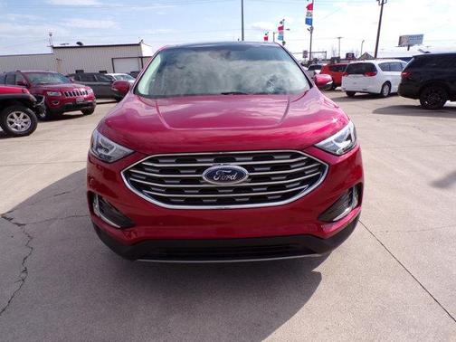 2021 Ford Edge Titanium