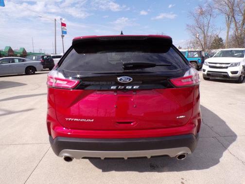 2021 Ford Edge Titanium