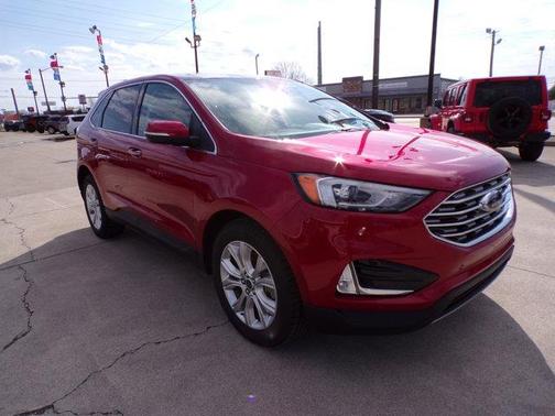 2021 Ford Edge Titanium