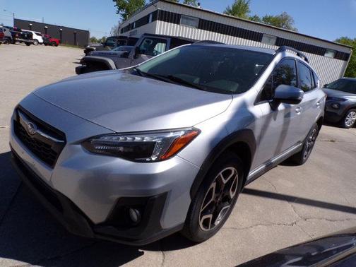 Ice Silver Metallic 2019 Subaru Crosstrek 2.0i Limited