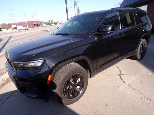 2024 Jeep Grand Cherokee L Altitude