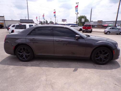 2021 Chrysler 300 S