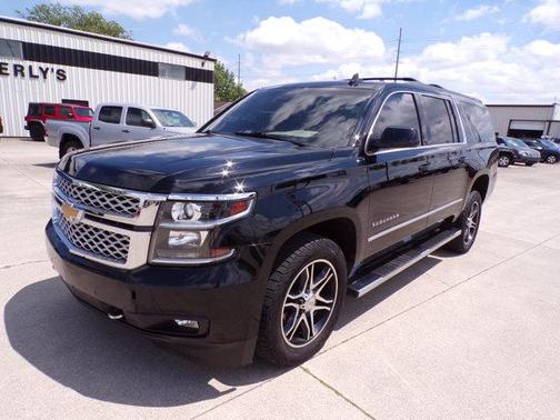 2017 Chevrolet Suburban LT