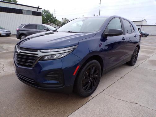 Mosaic Black Metallic 2023 Chevrolet Equinox LS