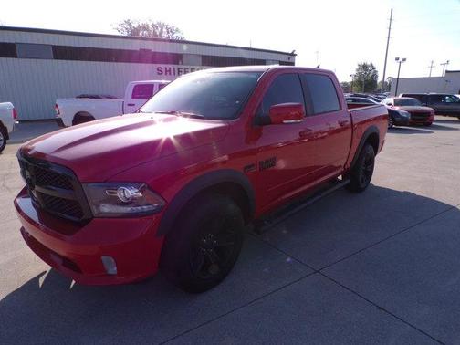 2018 RAM 1500 Night Crew Cab 4x4 5'7' Box