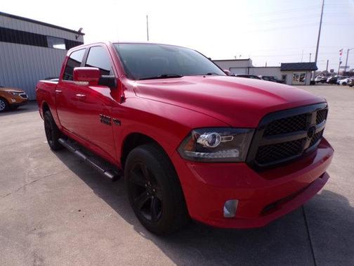 2018 RAM 1500 Night Crew Cab 4x4 5'7' Box