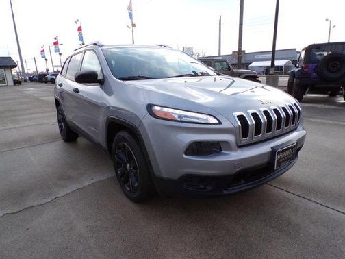 2015 Jeep Cherokee Sport