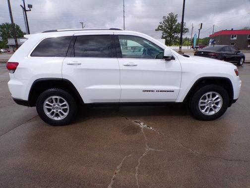 2020 Jeep Grand Cherokee Laredo