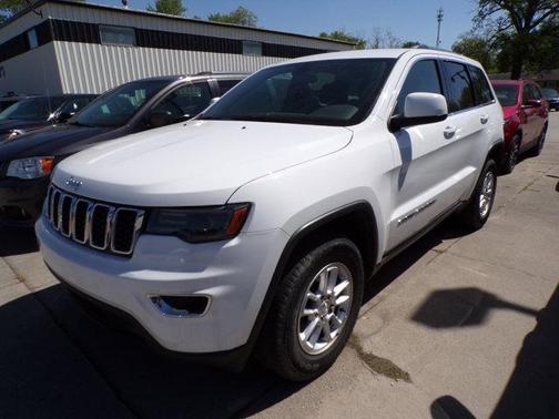 2020 Jeep Grand Cherokee Laredo
