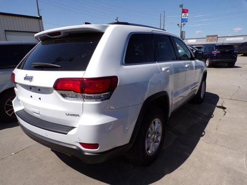 2020 Jeep Grand Cherokee Laredo