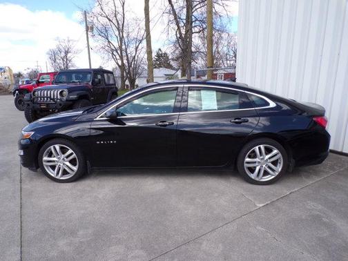 2021 Chevrolet Malibu FWD LT