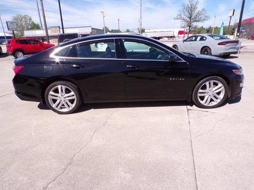 2021 Chevrolet Malibu FWD LT
