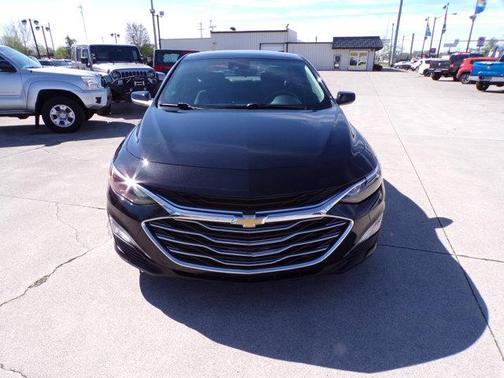 2021 Chevrolet Malibu FWD LT