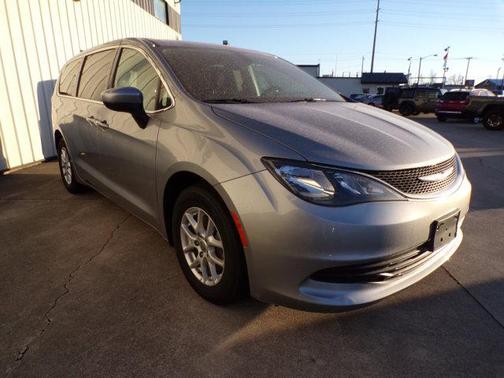 2017 Chrysler Pacifica Touring