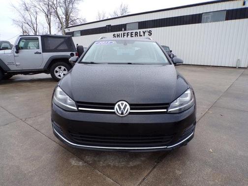 2015 Volkswagen Golf SportWagen TDI SEL 4-Door