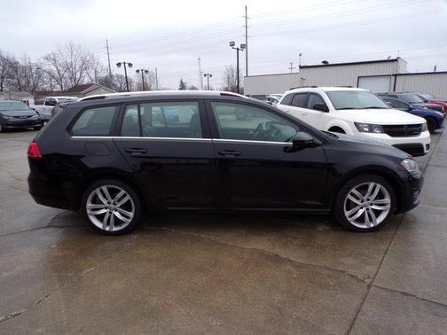 2015 Volkswagen Golf SportWagen TDI SEL 4-Door