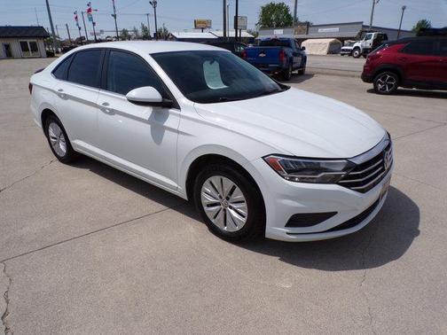 White 2019 Volkswagen Jetta 1.4T S