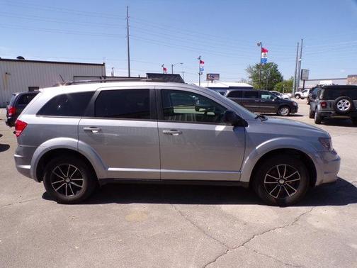 2017 Dodge Journey SE