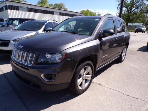Granite Crystal Metallic Clearcoat 2015 Jeep Compass High Altitude