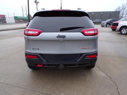 Billet Silver Metallic Clearcoat 2017 Jeep Cherokee Trailhawk