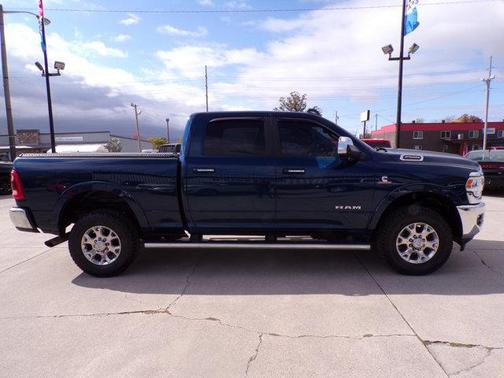 2021 RAM 2500 Laramie Crew Cab 4x4 6'4' Box