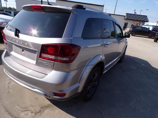 2019 Dodge Journey Crossroad