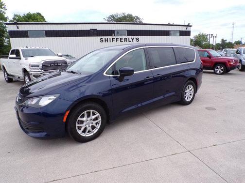 2017 Chrysler Pacifica Touring