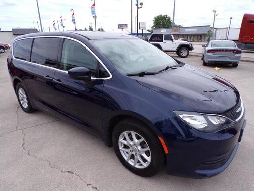 2017 Chrysler Pacifica Touring