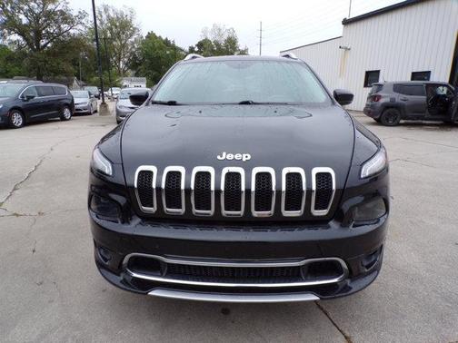 2016 Jeep Cherokee Overland