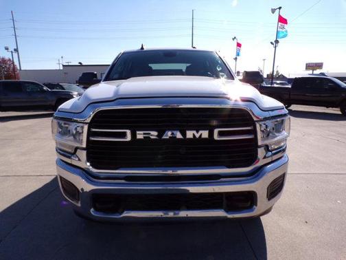 2019 RAM 2500 Big Horn Crew Cab 4x4 6'4' Box