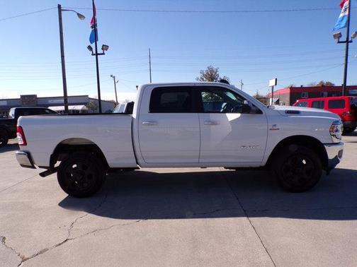 2019 RAM 2500 Big Horn Crew Cab 4x4 6'4' Box