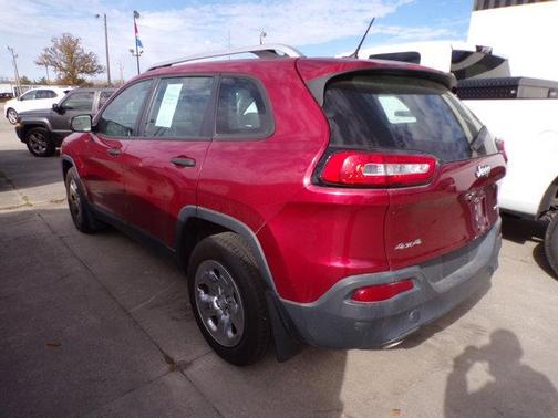 2015 Jeep Cherokee Sport