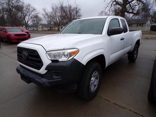 2019 Toyota Tacoma SR