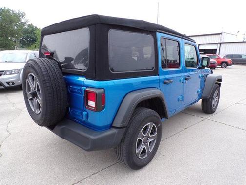 2022 Jeep Wrangler Unlimited Sport