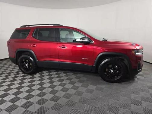 2023 GMC Acadia AWD AT4