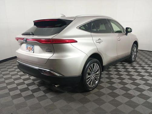 2022 Toyota Venza XLE