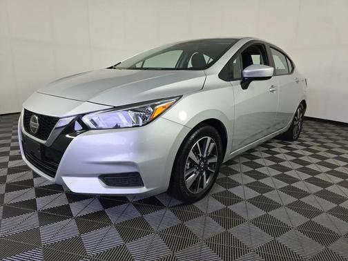 2022 Nissan Versa 1.6 SV