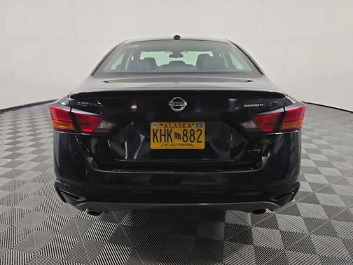 2022 Nissan Altima SR Intelligent AWD