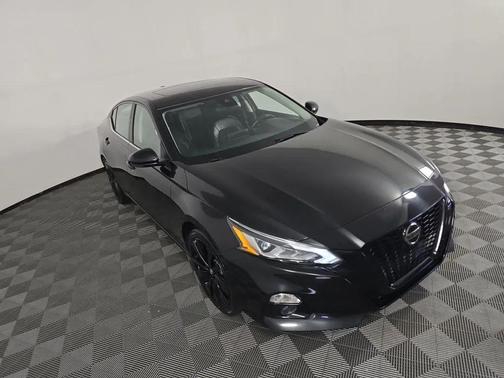 2022 Nissan Altima SR Intelligent AWD