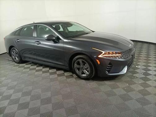 2022 Kia K5 LXS
