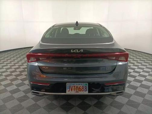2022 Kia K5 LXS