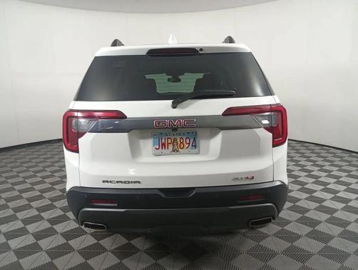 2023 GMC Acadia AWD AT4