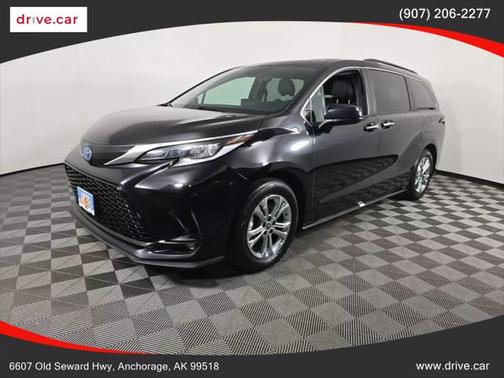 2022 Toyota Sienna XSE 7 Passenger