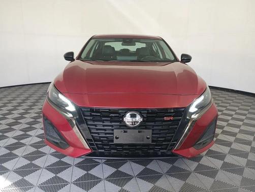 2023 Nissan Altima SR Intelligent AWD