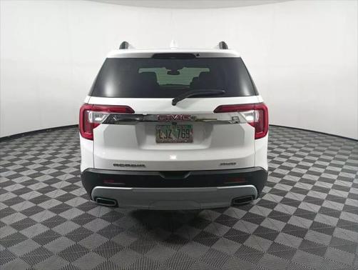 2023 GMC Acadia AWD SLT