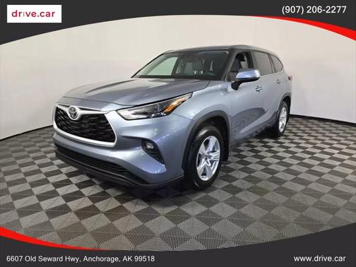 2023 Toyota Highlander LE