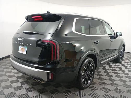 2023 Kia Telluride SX