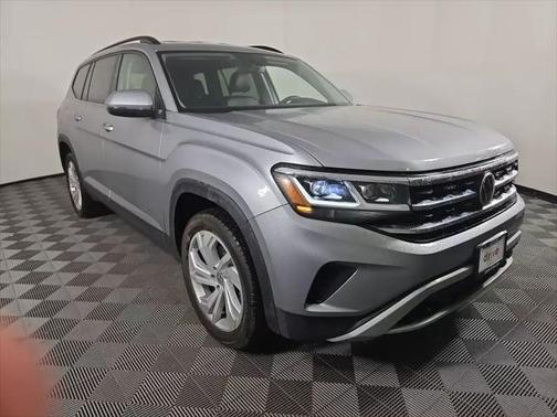 2021 Volkswagen Atlas SE 4Motion w/Tech Pkg Sport Utility 4D