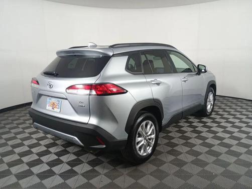 2023 Toyota Corolla Cross LE