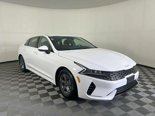 2022 Kia K5 LXS